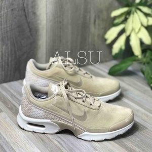 Nike Beige Women's Sneakers